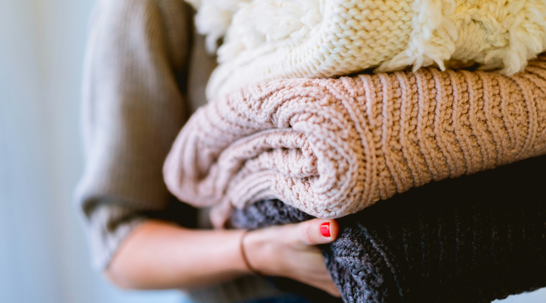 Wie man Juckreiz von einem Pullover entfernt | Sophie Stone