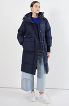 Embassy of Brick and Logs Ry Pufferparka blau recyceltem Polyester Damen | Sophie Stone 