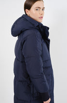 Embassy of Brick and Logs Ry Pufferjacke blau | Sophie Stone 