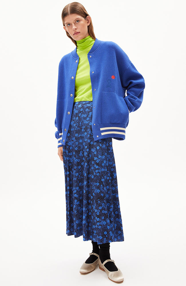 ARMEDANGELS Aalison College Strickjacke in blau aus Bio-Baumwolle und Wolle Frauen | Sophie Stone