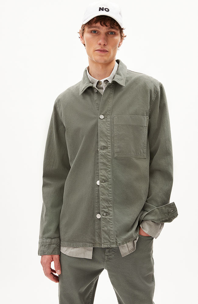 ARMEDANGELS Faarn Überhemd grau grün aus recycelter Baumwolle für Männer | Sophie Stone