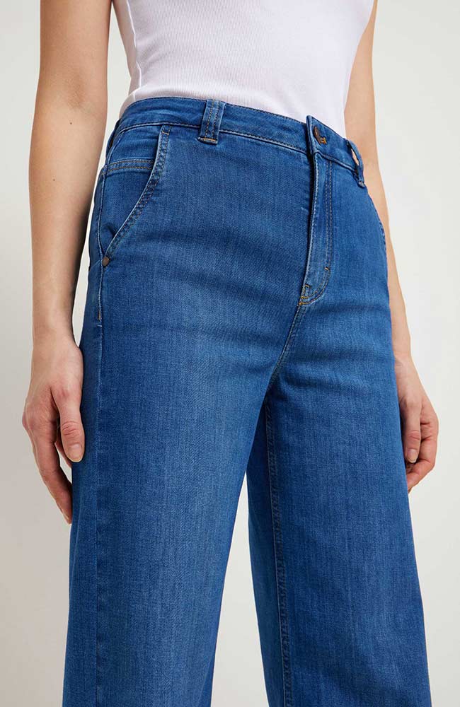 Lanius Marlene Jeans mit hoher Taille, mittelblau, aus Bio-Baumwolle | Sophie Stone