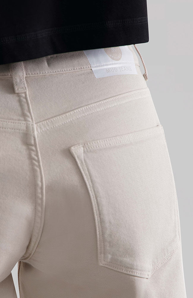 MUD Jeans Shorty-Jeans Kreide aus Baumwollmischung | Sophie Stone