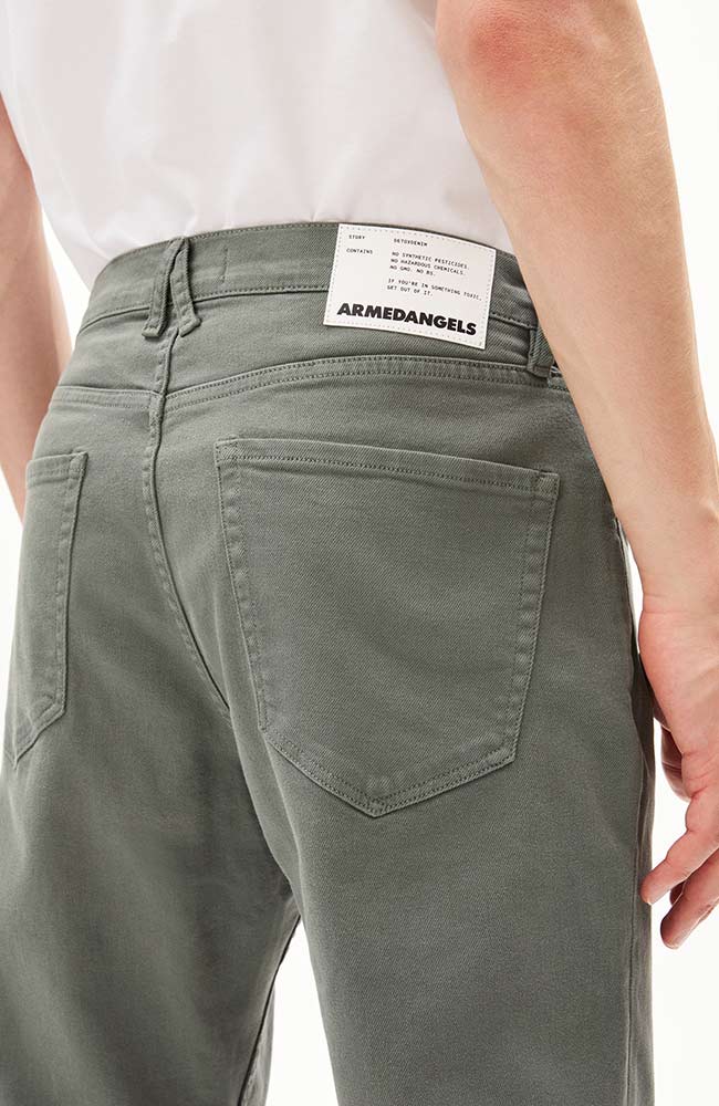 ARMEDANGELS Aarjo Jeans grau grün | Sophie Stone