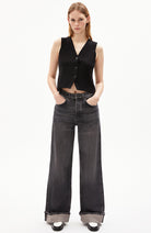 ARMEDANGELS Blinaa Jeans mit weitem Bein aus Bio-Baumwolle | Sophie Stone