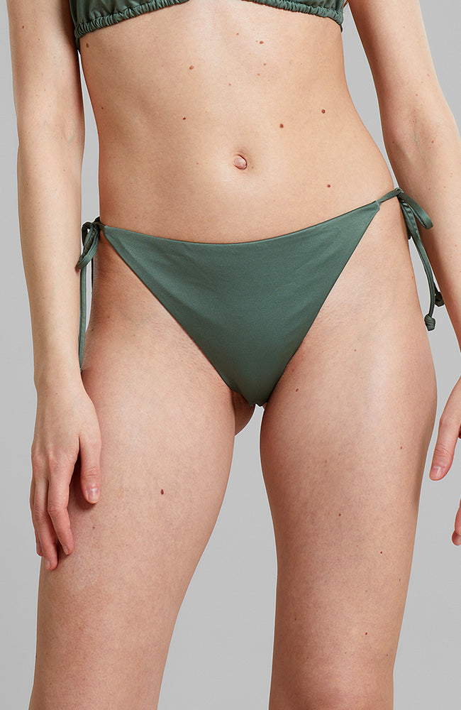 Dedizierte Bikinihose Gopa blattgrün recyceltes PET Damen | Sophie Stone 