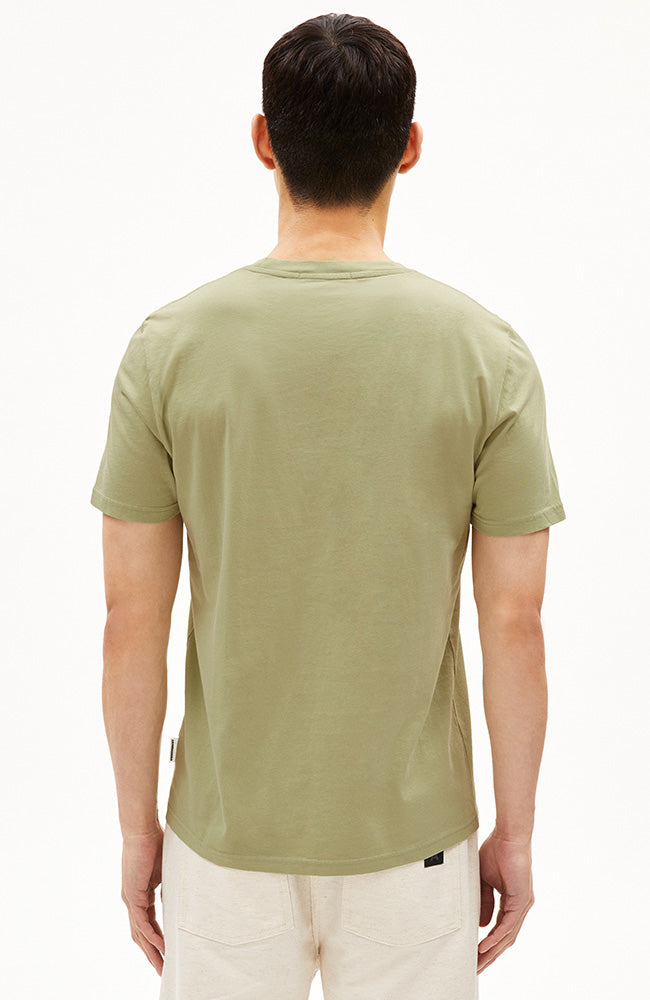 ARMEDANGELS Jaames leichtes Matcha-T-Shirt aus Bio-Baumwolle | Sophie Stone