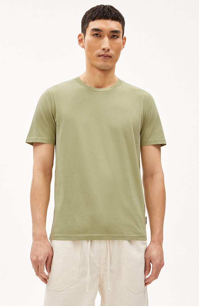 ARMEDANGELS Jaames leichtes Matcha-T-Shirt aus Bio-Baumwolle für Männer | Sophie Stone