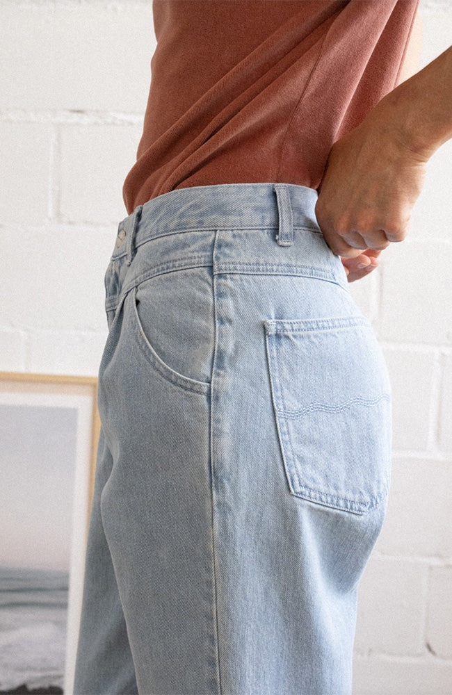 TWOTHIRDS Kiritibati Jeans himmelblau aus nachhaltiger Bio-Baumwolle | Sophie Stone, u.a.