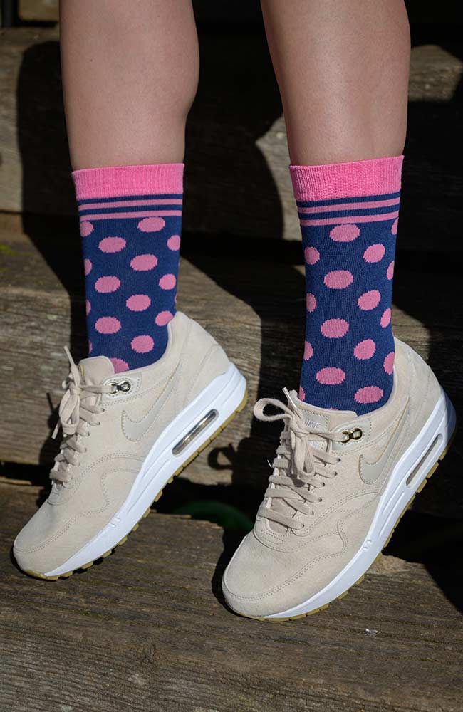 Swole Panda Pink Polka Dot Socken aus Moso-Bambus | Sophie Stone