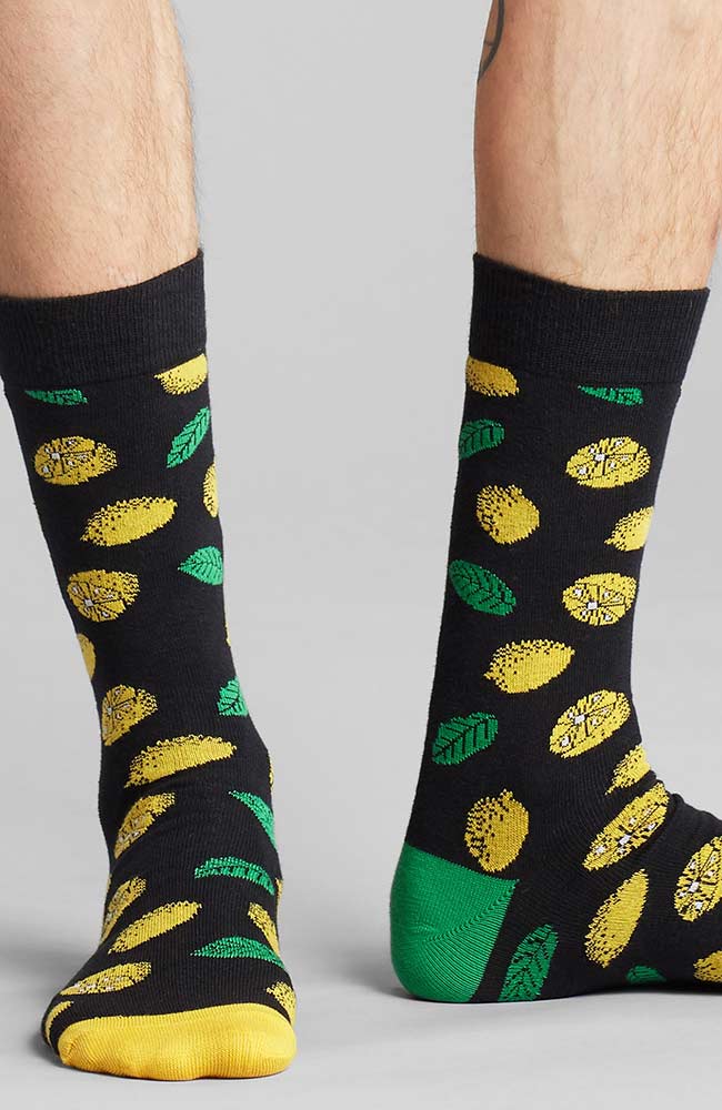 Dedicated Sigtuna Lemons Socken gelb und schwarz | Sophie Stone