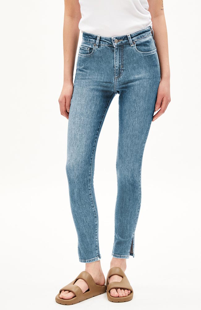ARMEDANGELS Tillaa stretch jeans hemp pearl blue | Sophie Stone