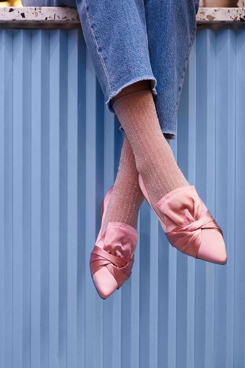 Schwedische Strümpfe Stella schimmernde Socken rosa | Sophie Stone